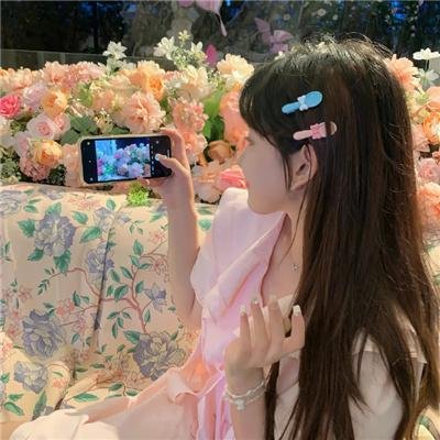 她不当女主很多年